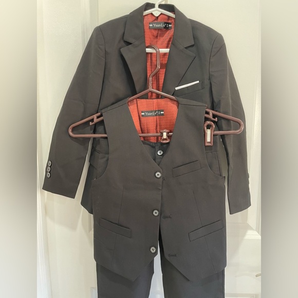 COPY - Boy Suit 4 Piece Slim Fit Suit for Kids Formal Set Size 6 Black - Picture 6 of 11
